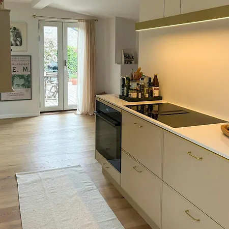 Renovated With Outdoor Bath In Garden Colony * Kopenhaga