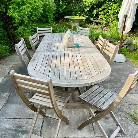 Dom wakacyjny Renovated With Outdoor Bath In Garden Colony Kopenhaga